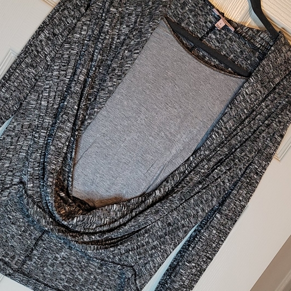 Juicy Couture Blouse With Attached Tank Top - Picture 2 of 10